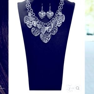 Paparazzi Zi Collection “Cherish” Necklace Set Vintage